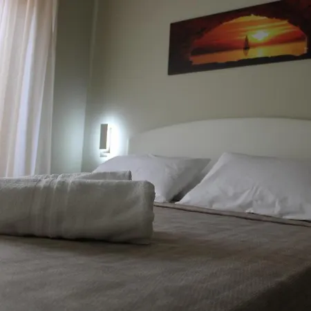 105 Salento Bed & Breakfast 4*